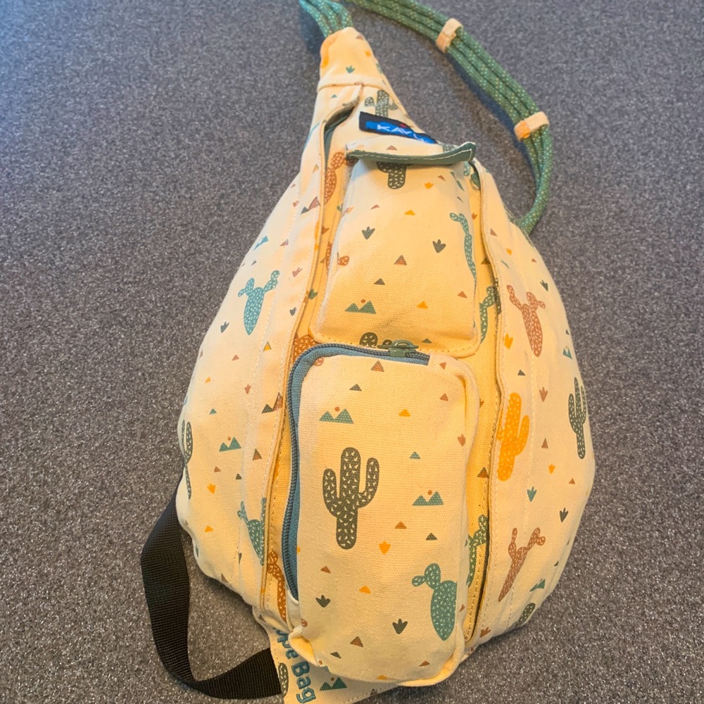 KAVU Rope Bag -Shoulder Bag-Backpack.  Great colors and cactus designs!